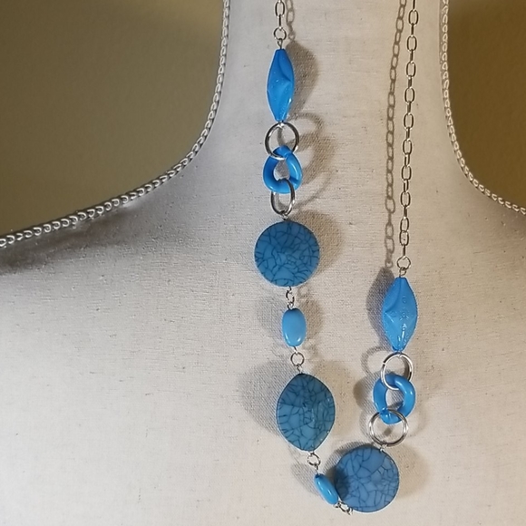 Turquoise Necklace - Picture 4 of 4